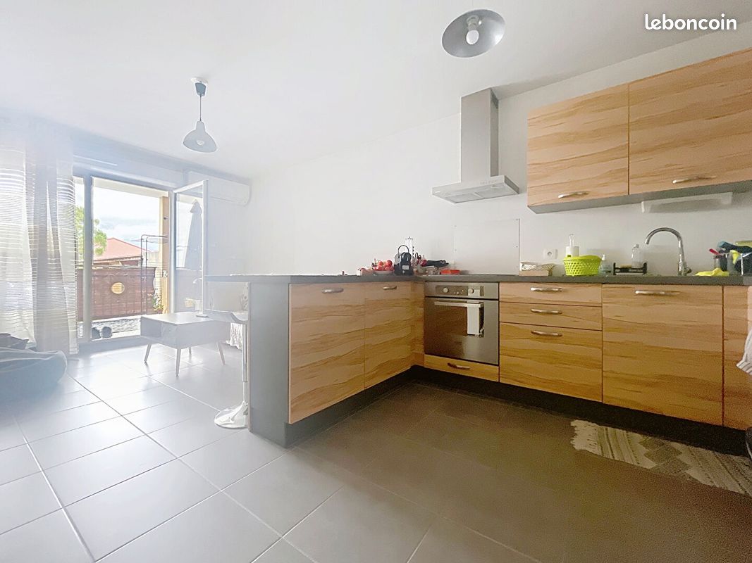 Appartement 2 pièces 42 m² · à La Fare-les-Oliviers · 42 m² · 755 €/mois