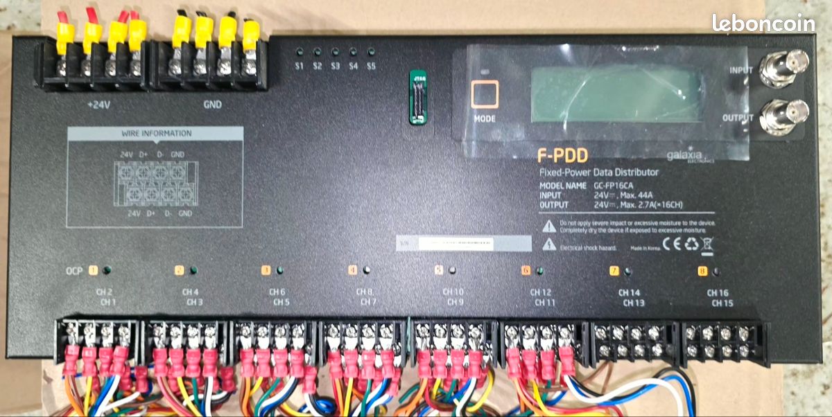 Distributeur d'Alimentation & Données LED 24V - Galaxia F-PDD (GC-FP16CA) - Pro (image 1)