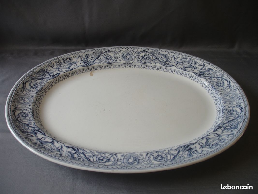 Plat de service en faïence (image 1)