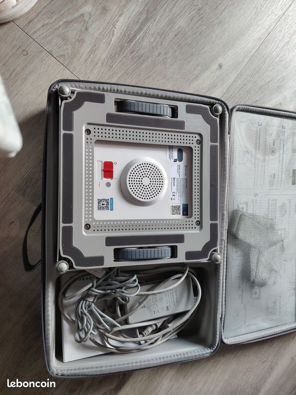 Robot carreau (image 2)
