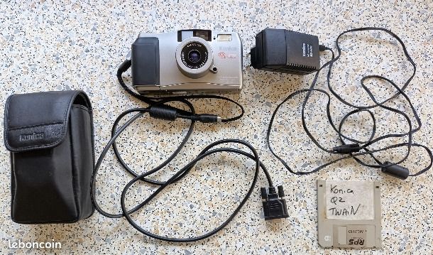 KONICA Q-M80 Appareil Photo Numérique AA / LR6 Batterie