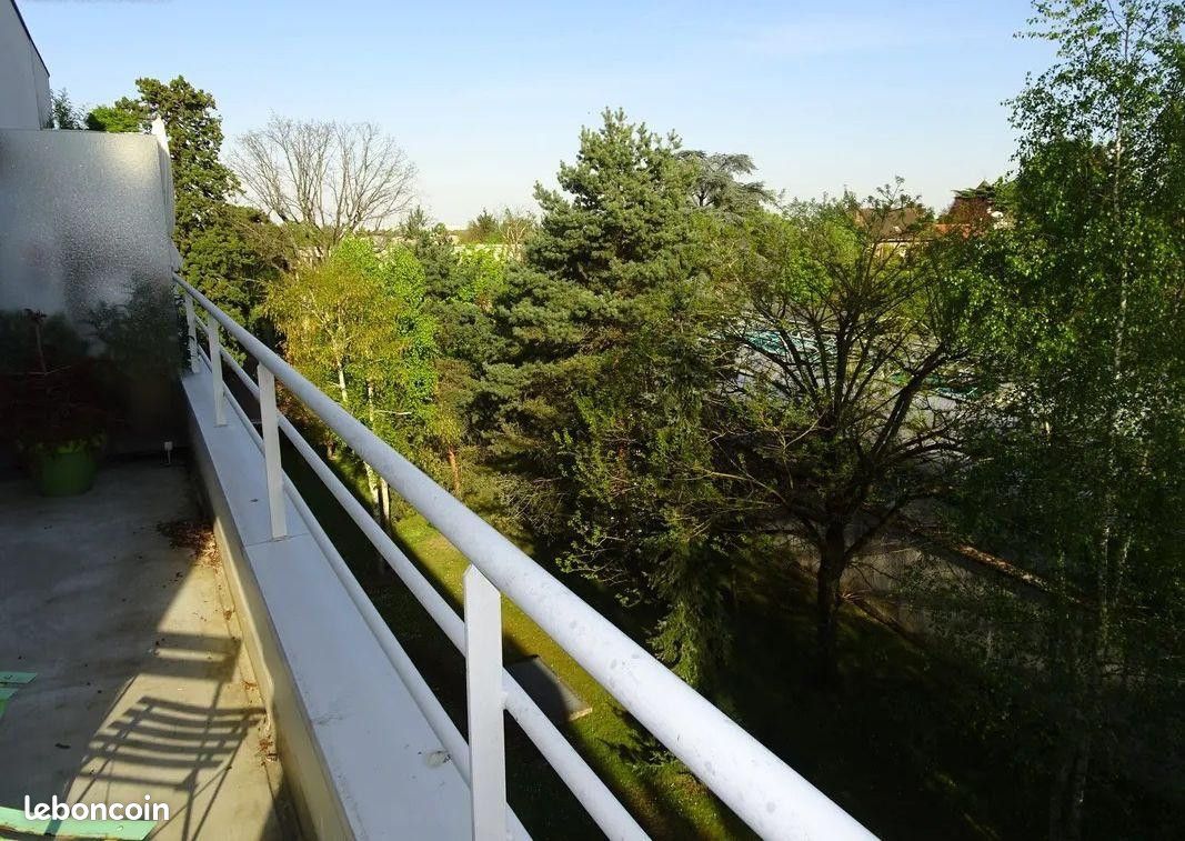 Appartement 2 pièces 49 m² · à Châtenay-Malabry · 49 m² · 1 160 €/mois