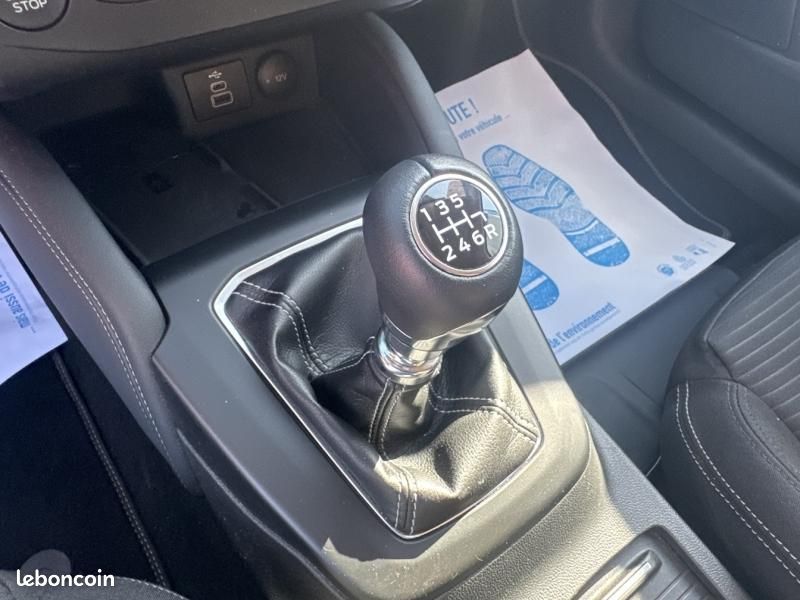 Ford Focus SW 1.0 EcoBoost mHEV 125 ch Titanium X Business (image 19)