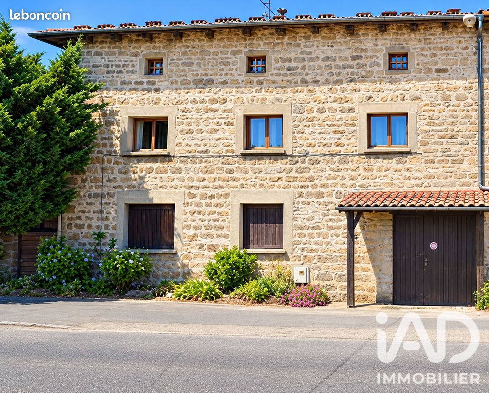 Appartement 7 pièces 185 m² · à Mornant · 185 m² · 259 000 €