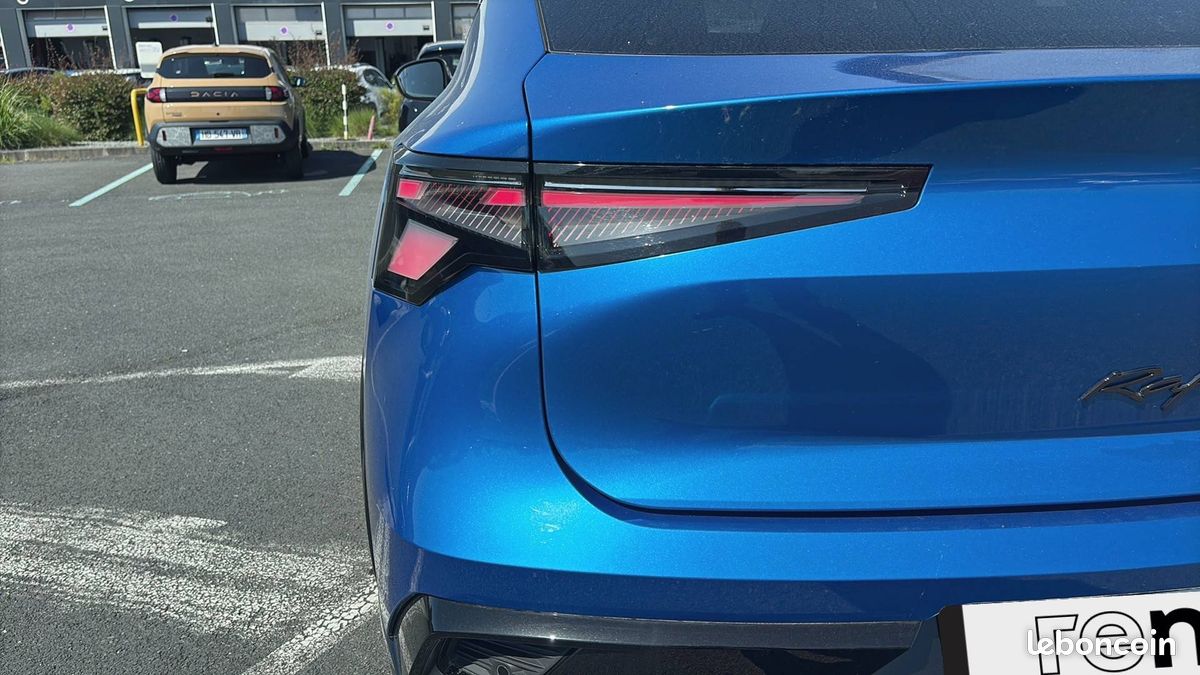 Renault rafale e tech full hybrid 200 ch esprit (image 24)