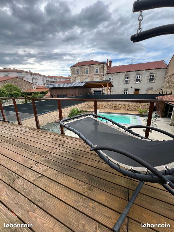 Maison 10 pièces 240 m² · à Issoire · 240 m² · 465 000 €