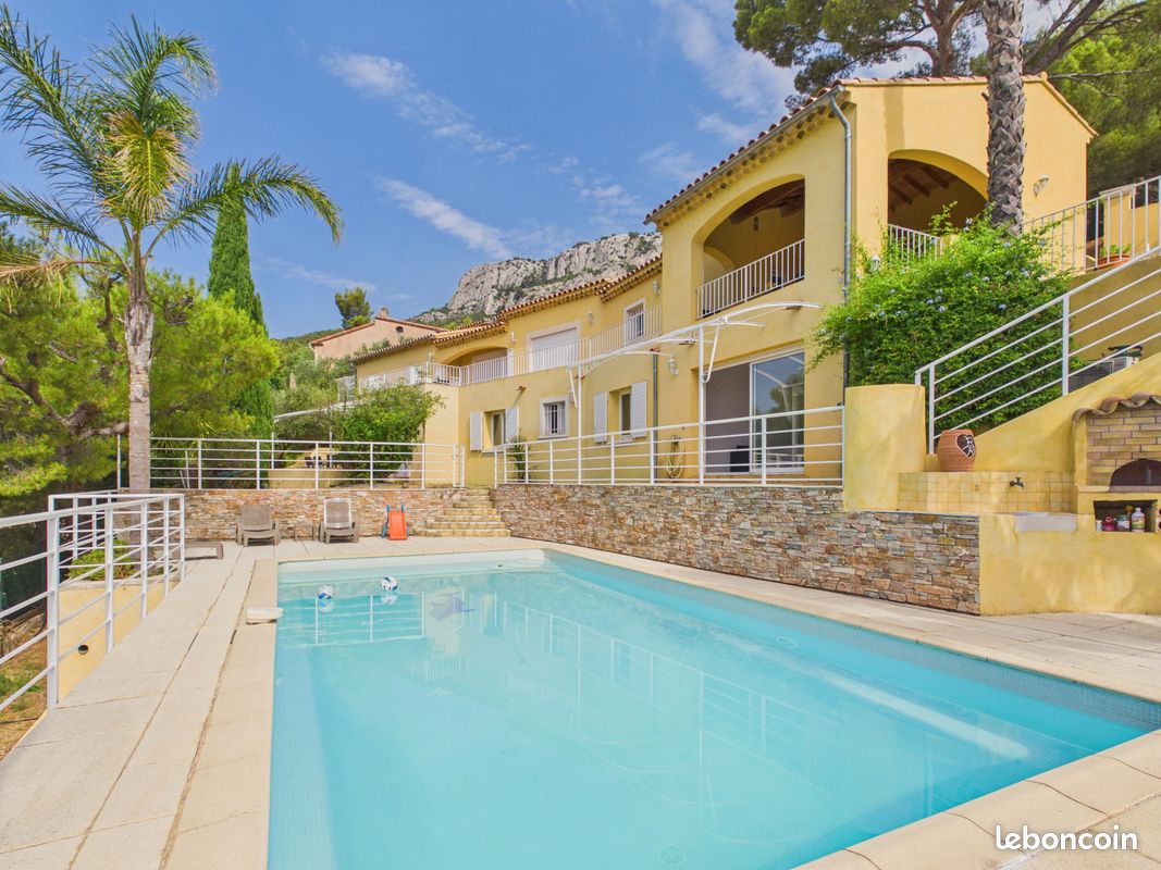Maison 11 pièces 304 m² · à Toulon · 304 m² · 1 038 000 €