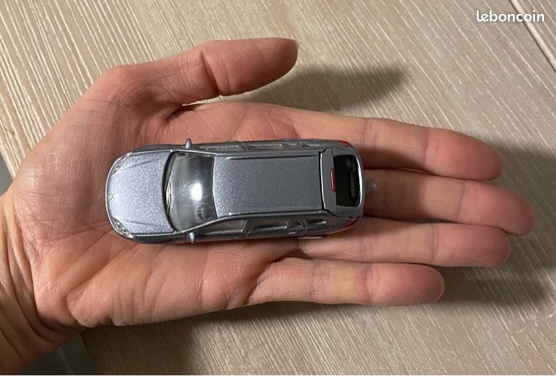 Renault Laguna 3 Estate break Norev 1/43 - Jeux & Jouets