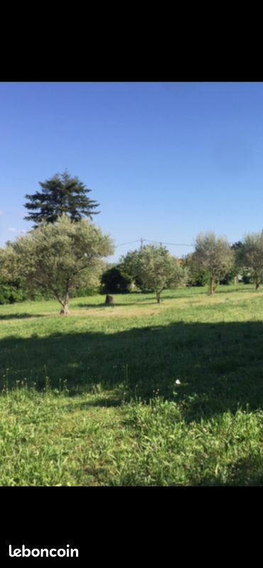 Terrains viabilisés à vendre Manosque · 135 000 €