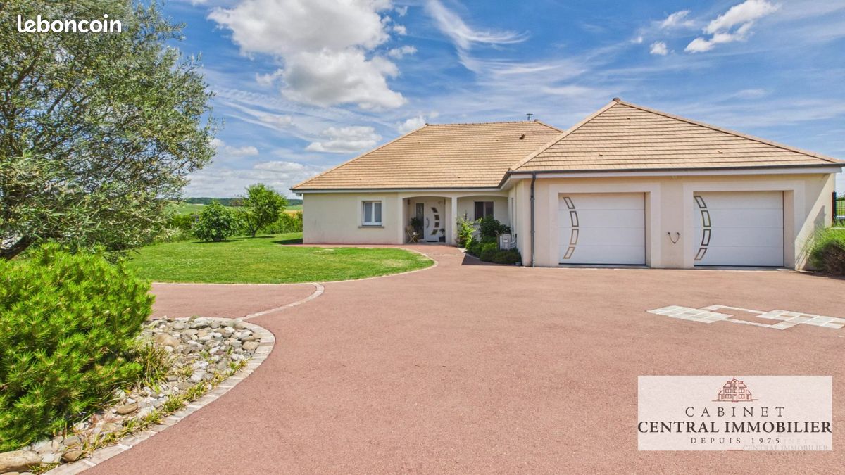Maison 6 pièces 170 m² · à Villenauxe-la-Grande · 170 m² · 330 000 €