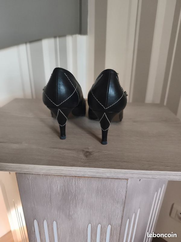 Escarpins Givenchy. Taille 38 (image 5)