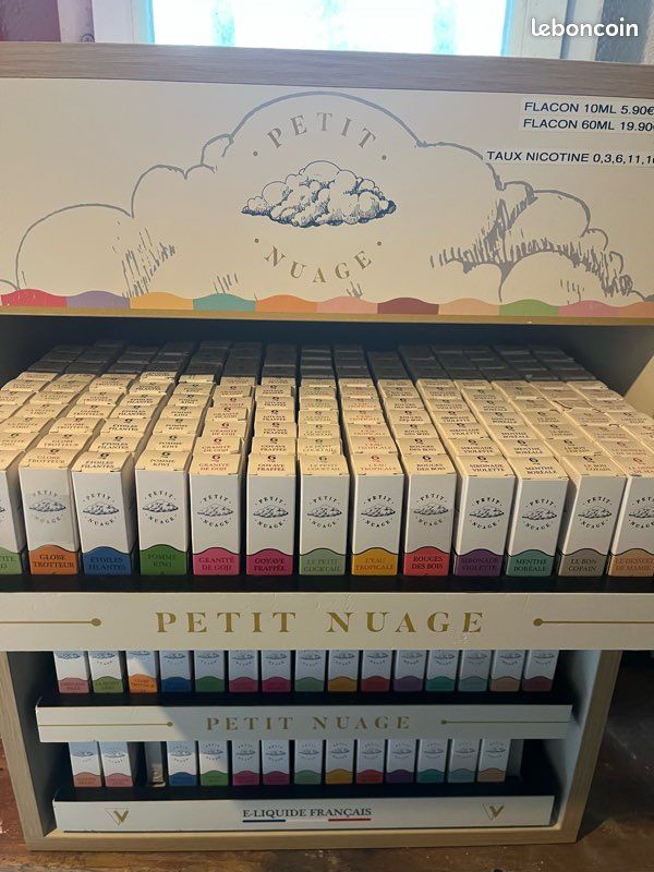 e liquide qui gratte la gorge Meuble présentoir e liquides