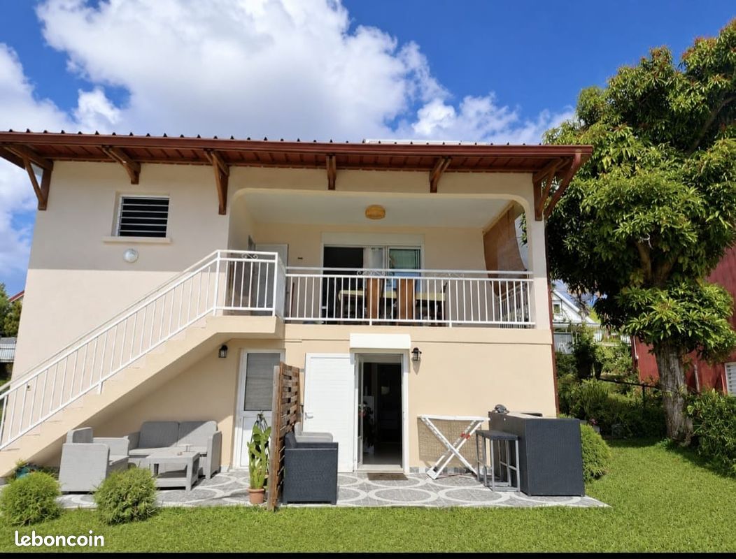 Appartement 6 pièces 110 m² · à Sainte-Suzanne · 110 m² · 1 400 €