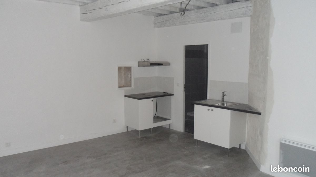 Appartement 1 pièce 27 m² · à Arles · 27 m² · 450 €/mois