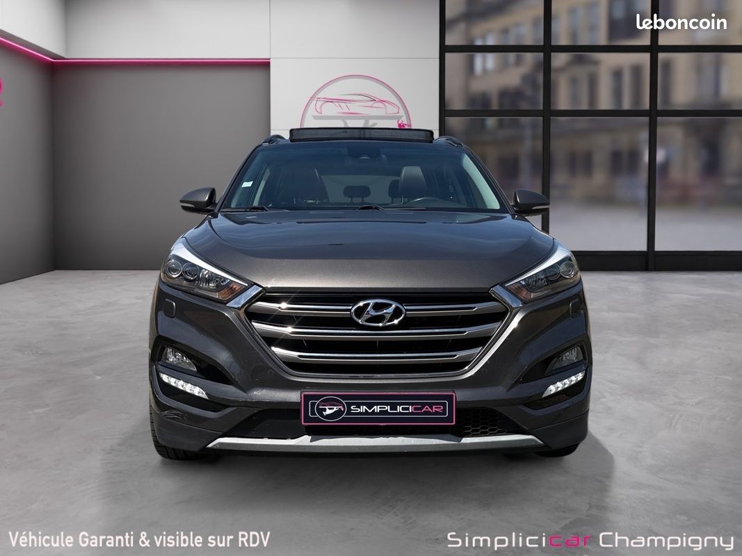 HYUNDAI TUCSON 1.7 CRDi 141 2WD DCT-7 Executive - GARANTIE 12MOIS - TOIT OUVRANT - CAMERA DE RECUL - SIEGES VENTILE (image 9)