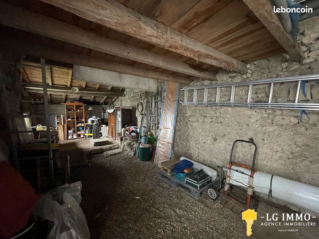 Maison 4 pièces 78 m² - Mortagne-sur-Gironde 17120 (image principale 16)