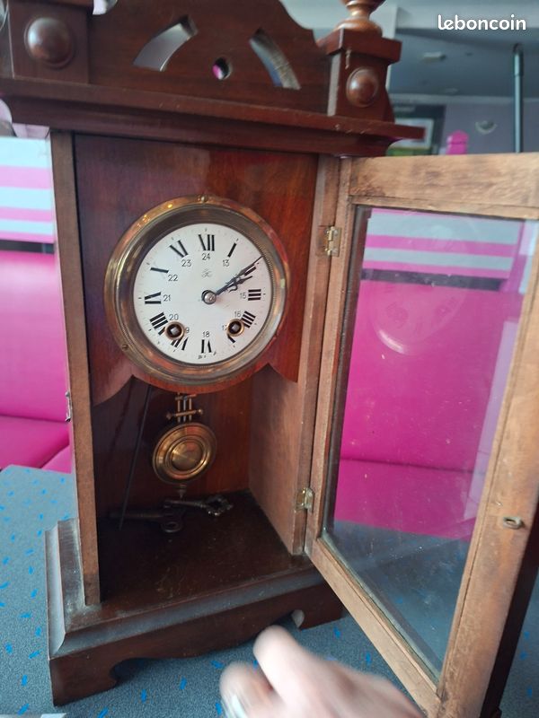 Petite comtoise fonctionnelle années 50 (image 2)