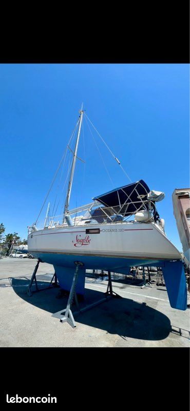 Beneteau Oceanis 320 — Vedi foto 1