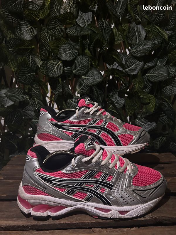 Asics Kayano 14 gel Rose taille 40 (image 1)
