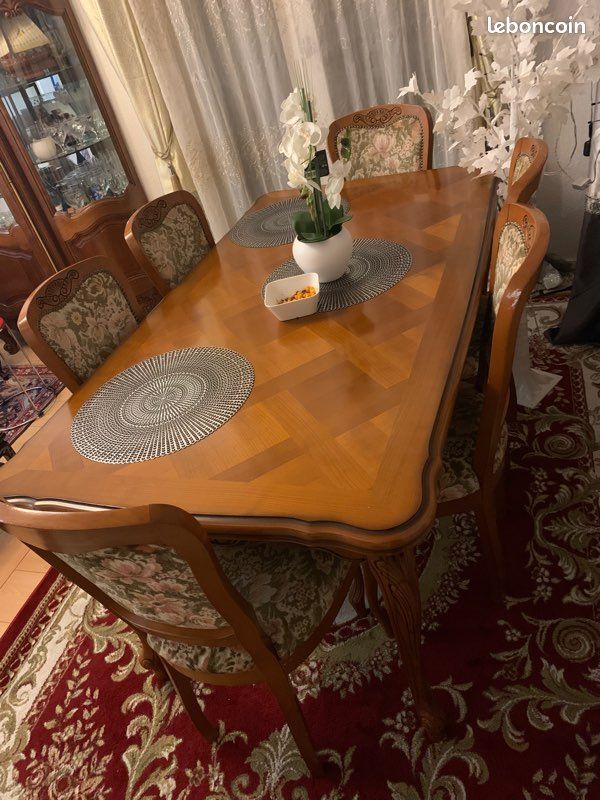 Table en merisier (image 2)