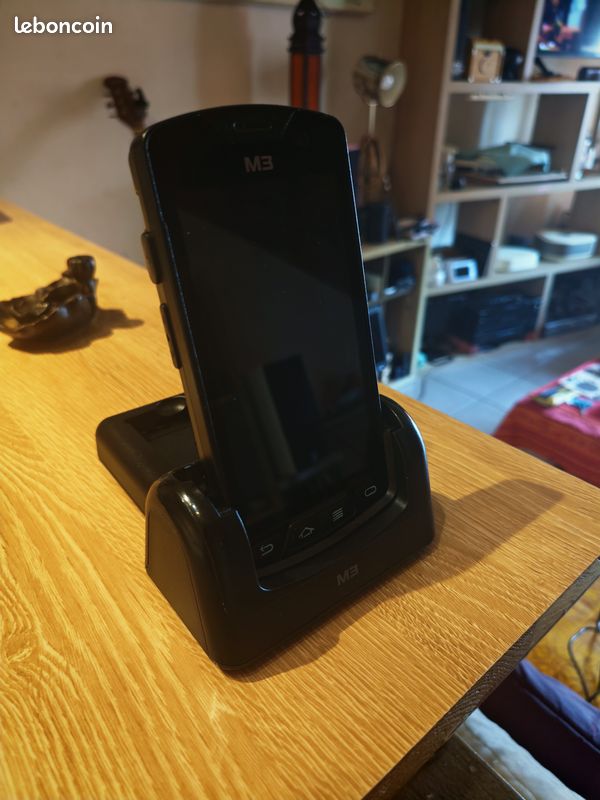 Smartphone terminal M3 (image 2)