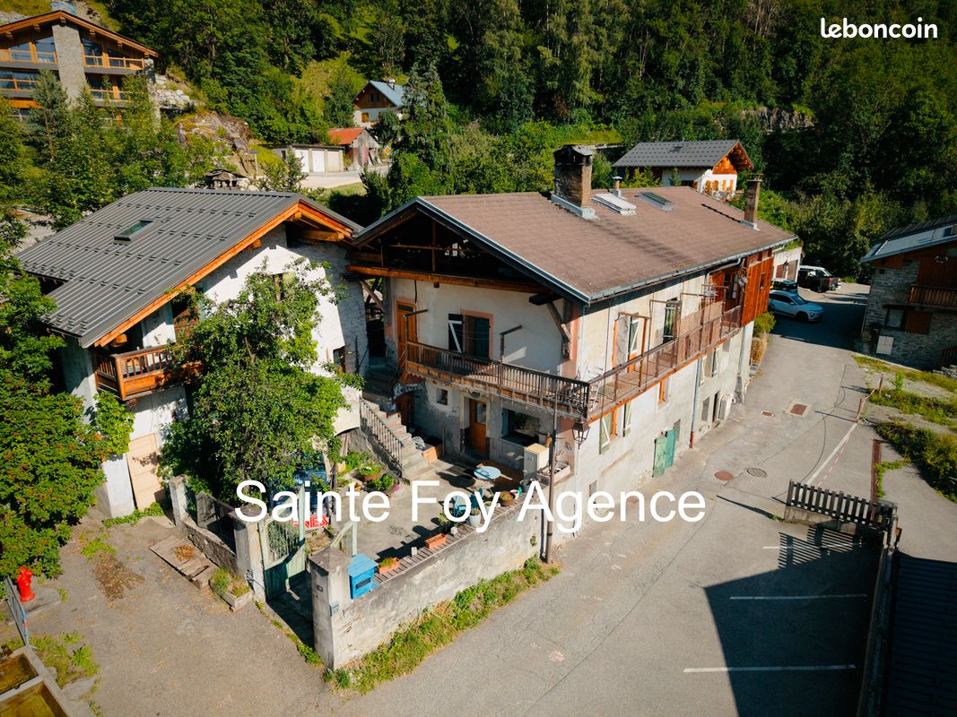 Maison 5 pièces 128 m² · à Sainte-Foy-Tarentaise · 128 m² · 670 000 €