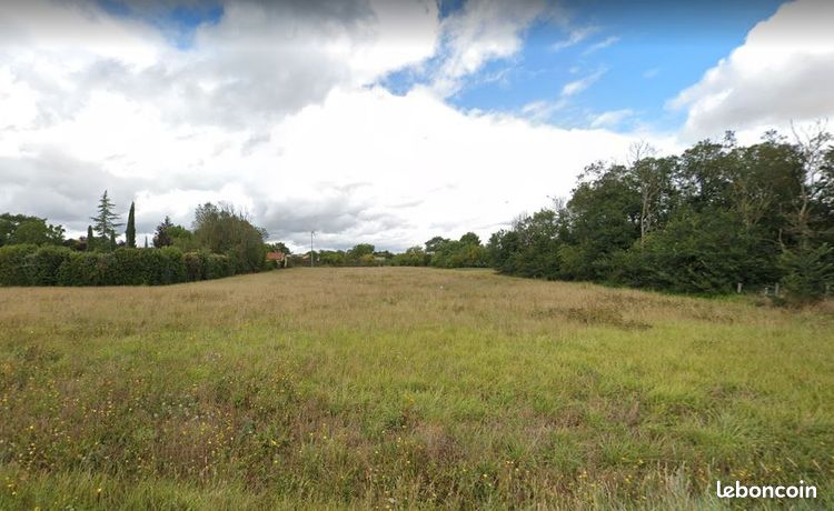 Terrain 3 516 m² Cuhon