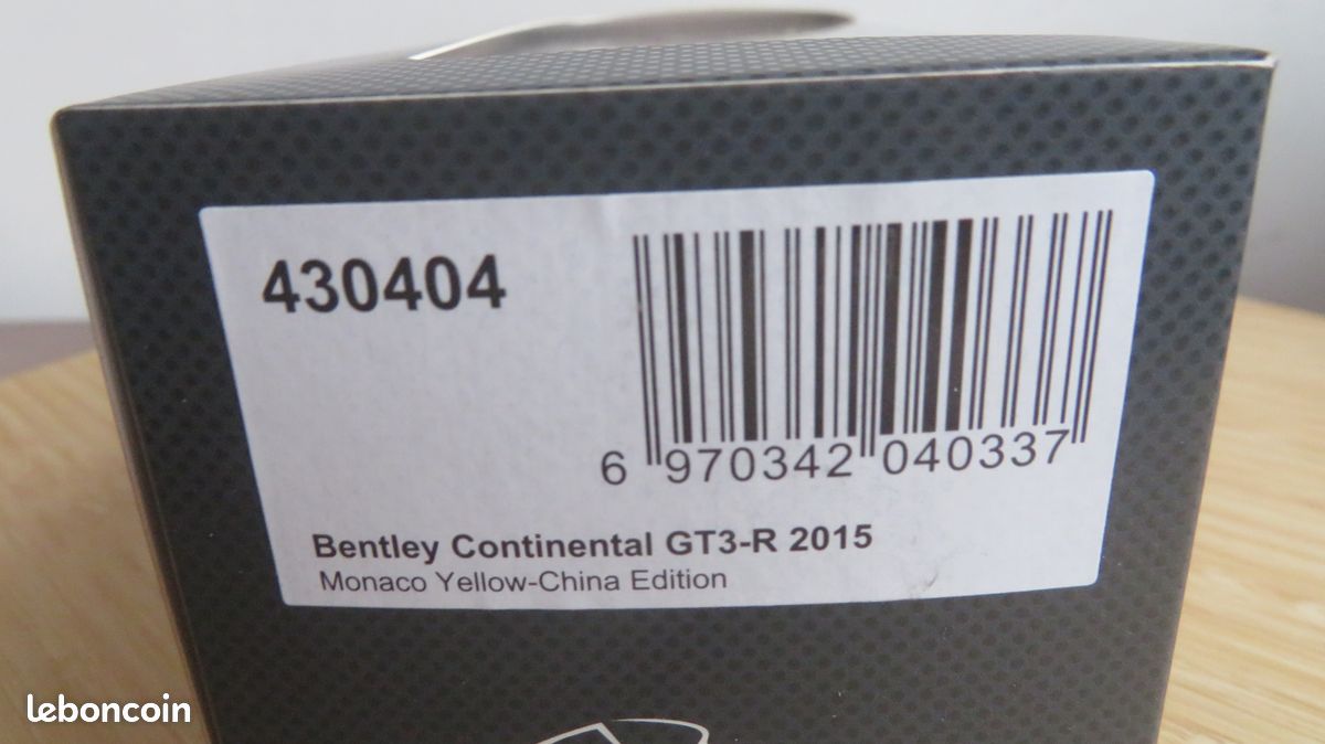 Bentley Continental GT3-R - Voiture miniature de collection - GT SPIRIT