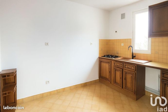 Maison a louer champs-sur-marne - 5 pièce(s) - 110 m2 - Surfyn