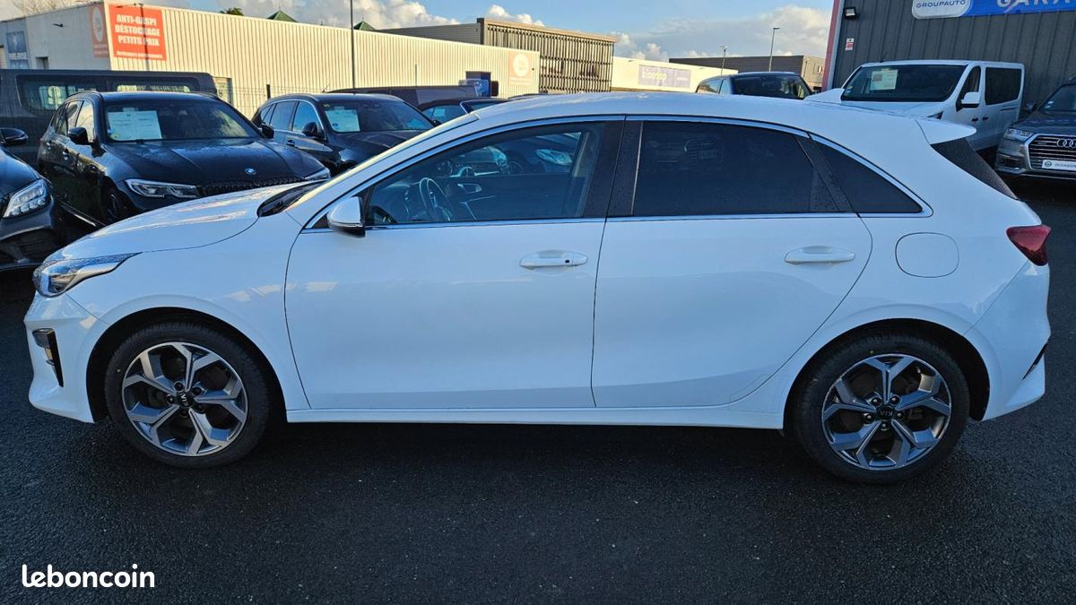 Kia Cee'd BUSINESS 1.0 T-GDI 100 ch ISG Active Business (image 11)