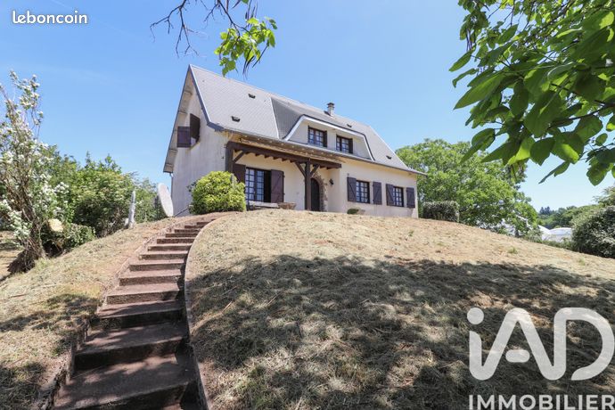 Propriété 6 pièces 160 m²