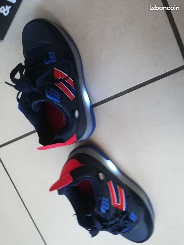 Basket breezy rollers garçon taille 33 (image 3)