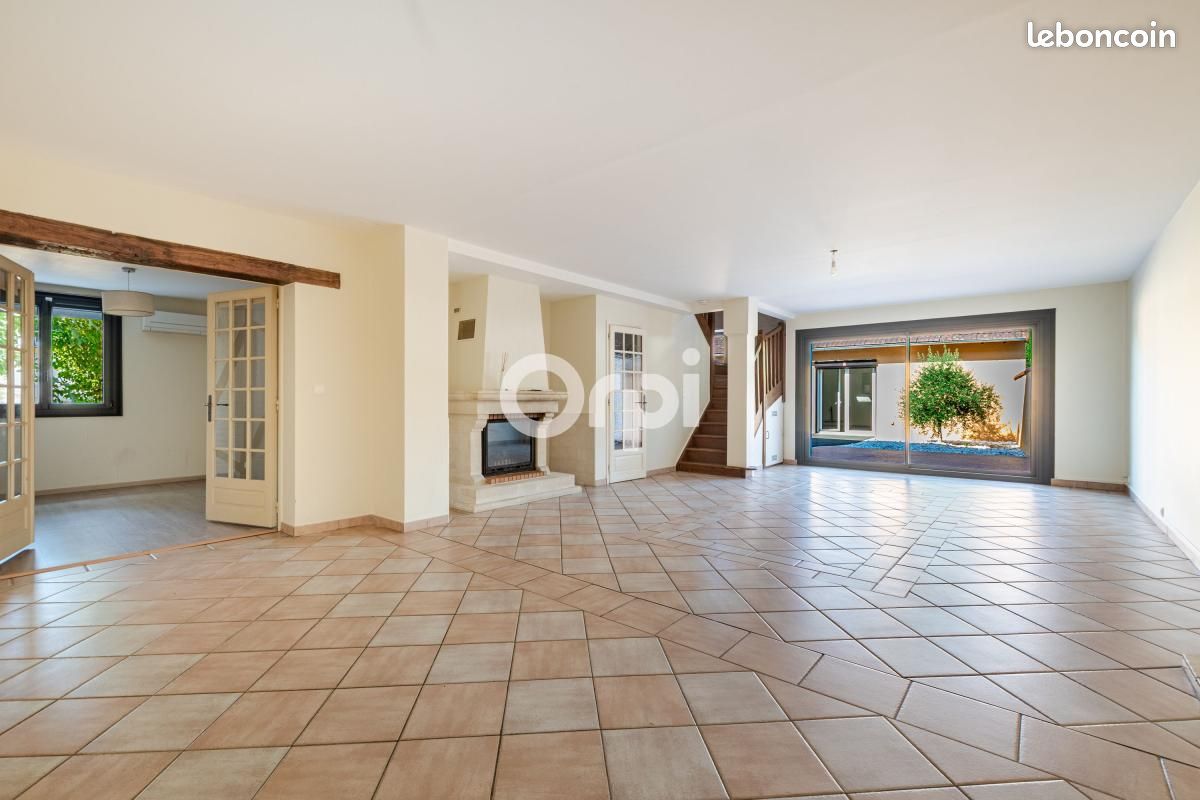 Maison 5 pièces 211 m² · à Panazol · 211 m² · 380 000 €