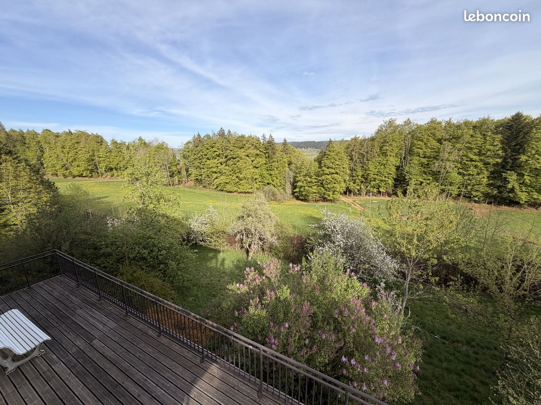 Maison 7 pièces 200 m² · à Les Grangettes · 200 m² · 455 000 €