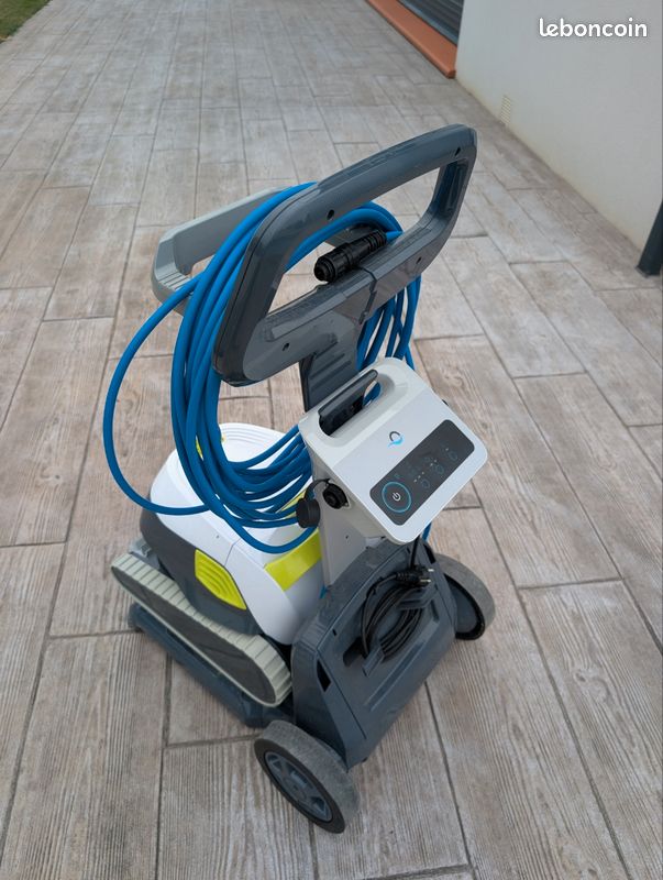 Pièces détachées Dolphin T55i Maytronics | Chariot, alimentation, câble, panier filtrant... (image 1)