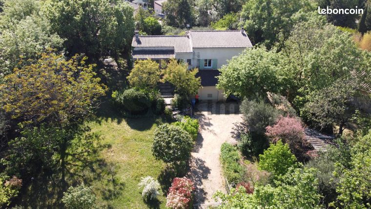 Villa 6 pièces 100 m²