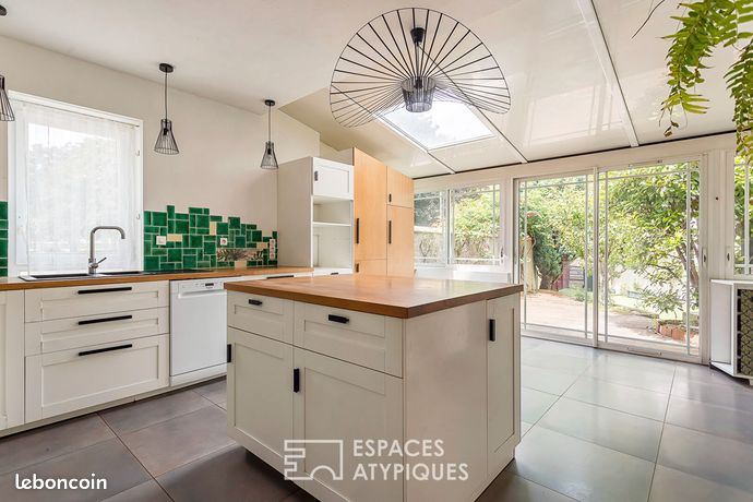 Maison 6 pièces 171 m² — 5