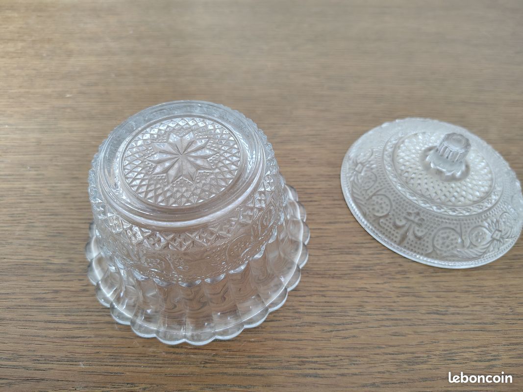 Sucrier en verre transparent hauteur 9 cm diametre 12 cm ou boite à bonbons (image 4)