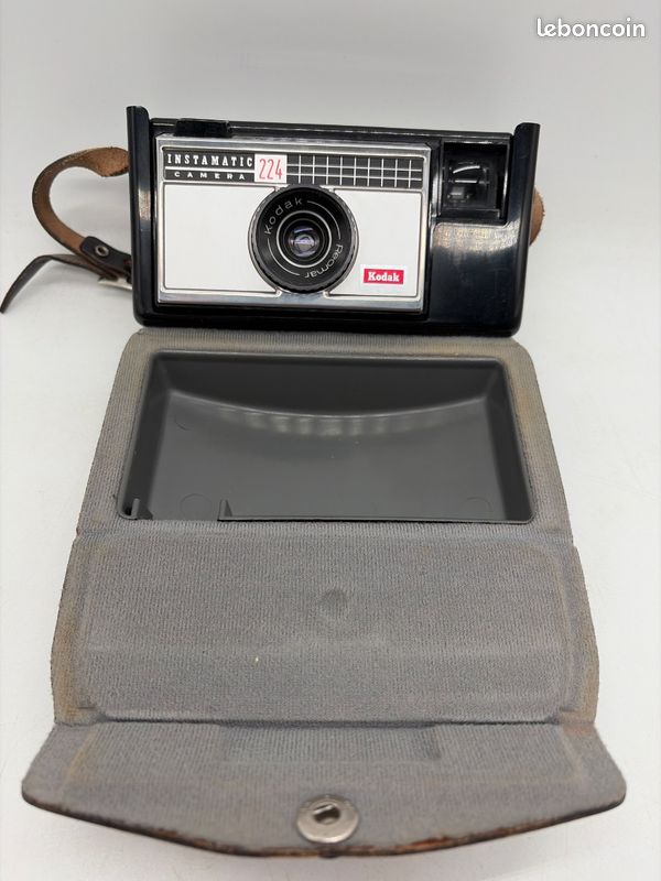 Appareil Photo Kodak Instamatic 224 – Vintage, état Fonctionnel, Argentique