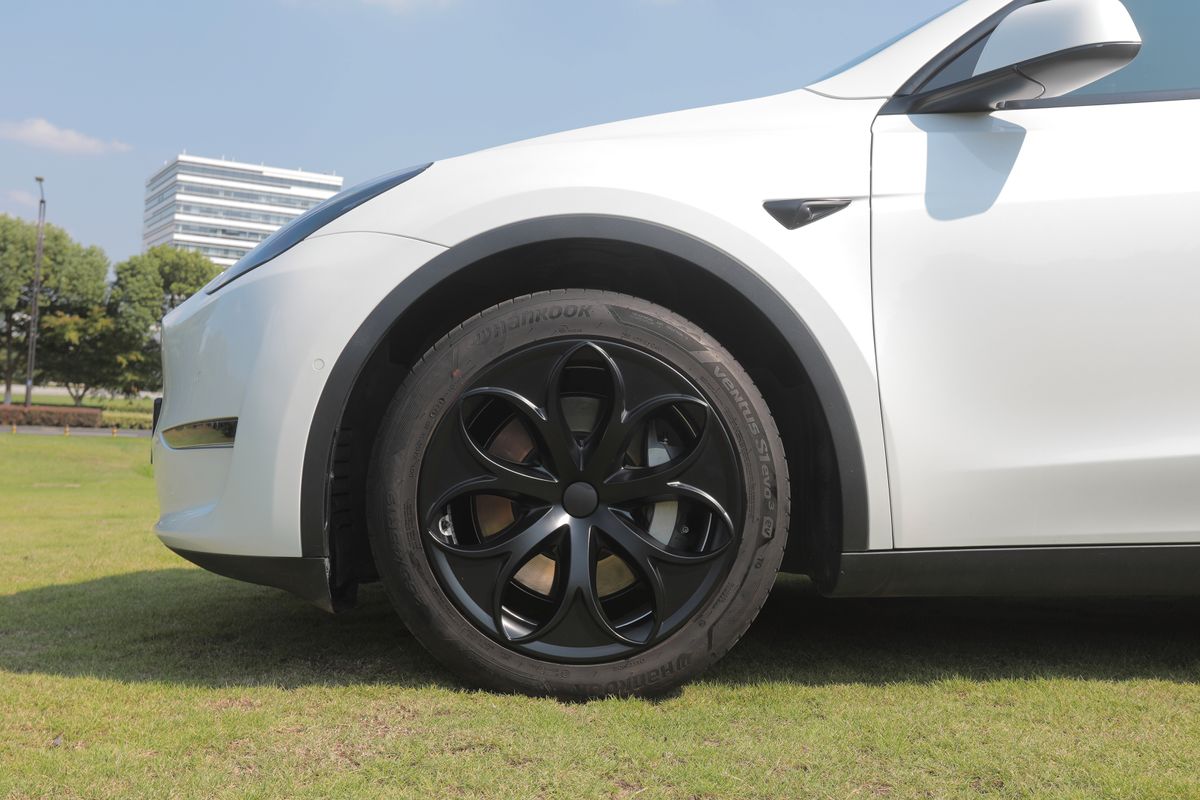 Enjoliveur Tesla model Y Petal 19 pouces - Équipement auto