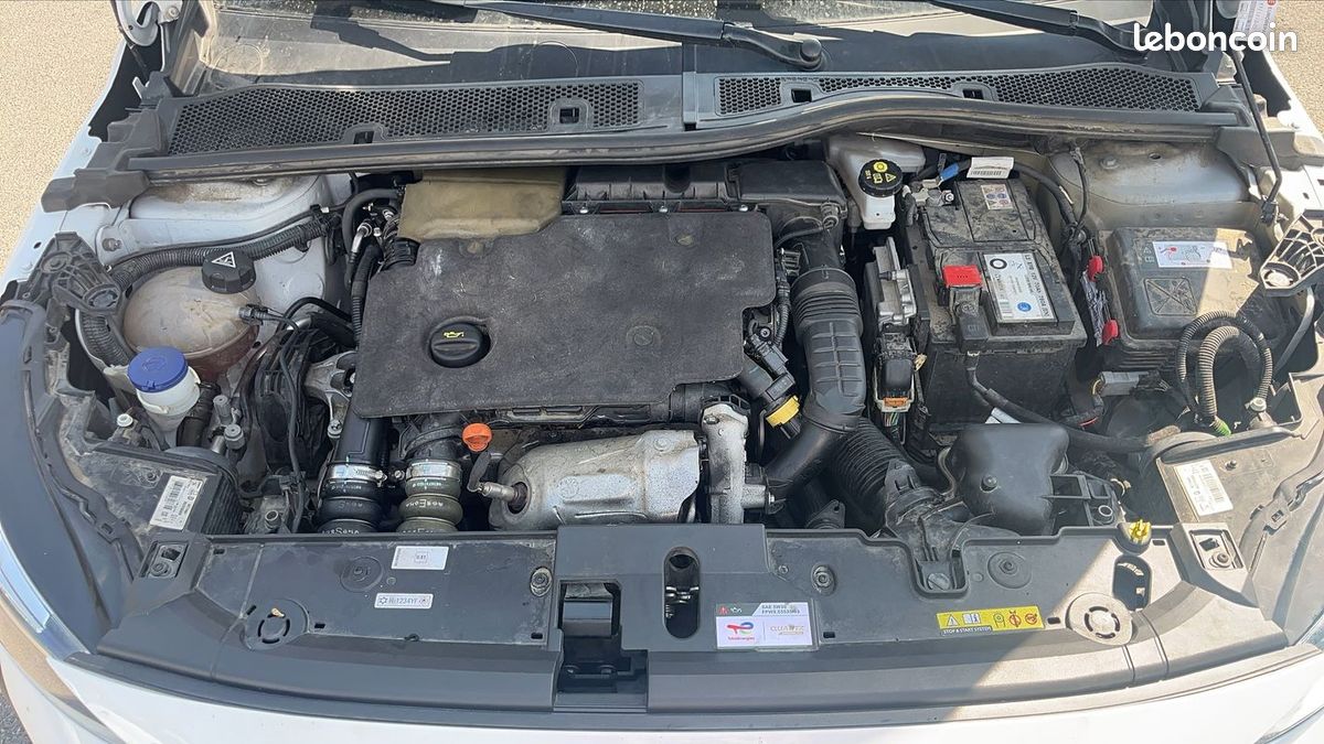 Peugeot 208 II 1.5 BlueHDi 100 Active Business (image 15)