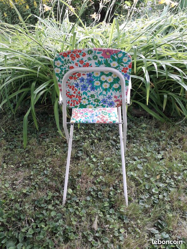 Chaise haute pour poupée en bois miniflowers howa - Accessoires pour poupées articulées jusqu'à 50 cm – howa Spielwaren