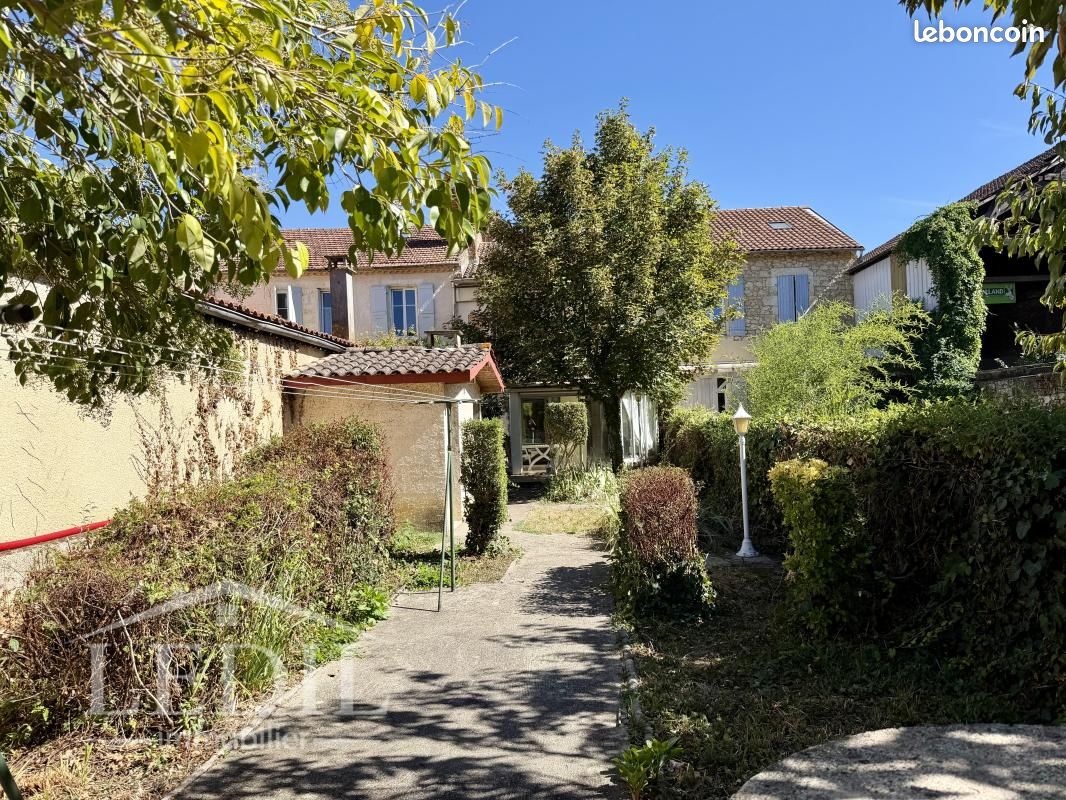 Maison 5 pièces 149 m² · à Auch · 149 m² · 242 500 €