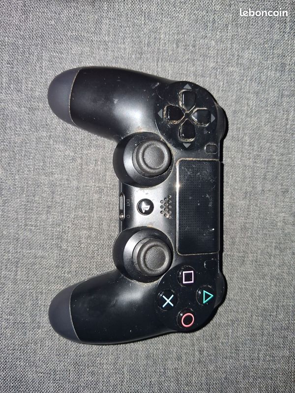 Manette Dualshock ps4 pour pieces (image 1)