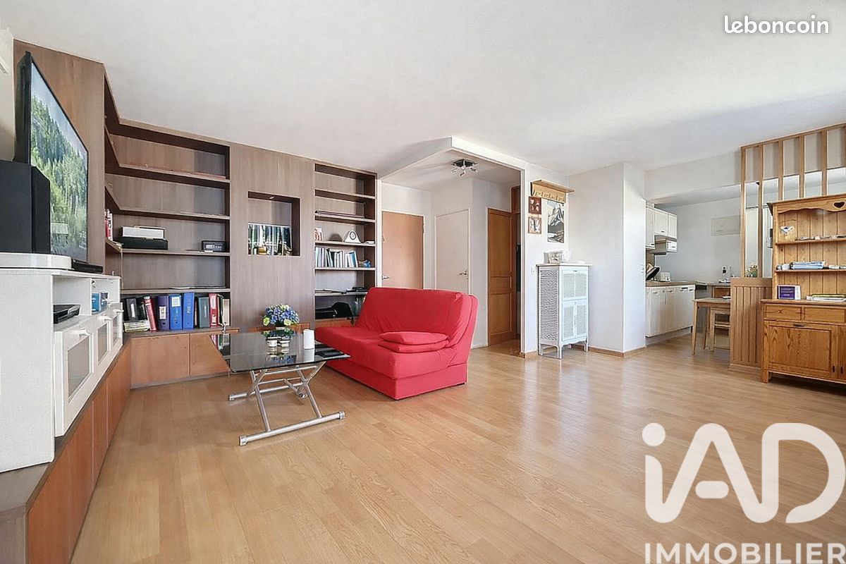 Appartement 4 pièces 83 m² · à Mandres-les-Roses · 83 m² · 255 000 €