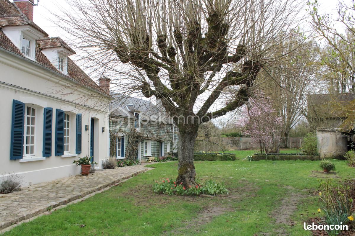 Maison 6 pièces 180 m² · à Faverolles · 180 m² · 595 000 €