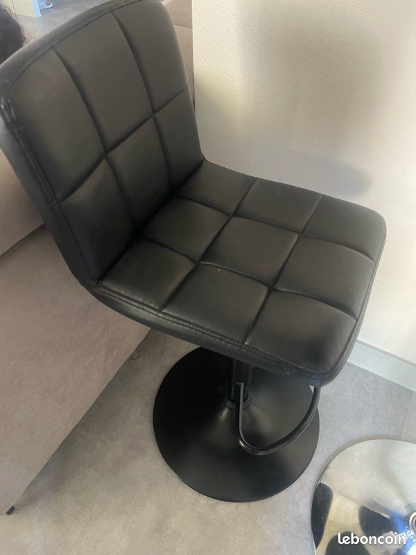 Table et chaise de bar (image 2)