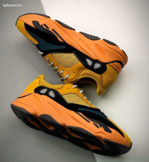 AD Yeezy Boost 700 "Sun" (image 4)