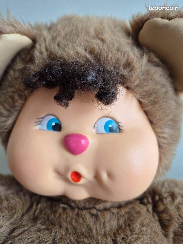 Peluche NOMBRILOU AJENA Vintage - Ours Brun Tout Doux Avec Abeille - Années 80