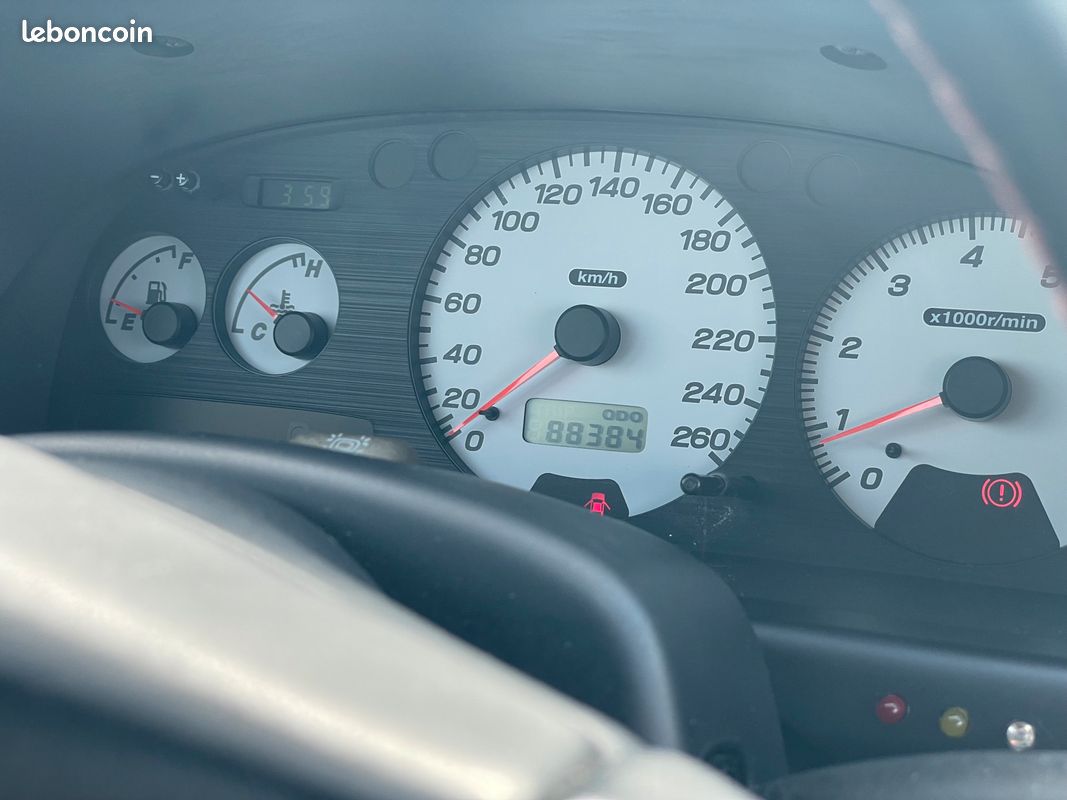 Subaru Impreza 2.0 GT Turbo AWD 1999 | 1 Propriétaire | 88.000KM | Collector (image 4)